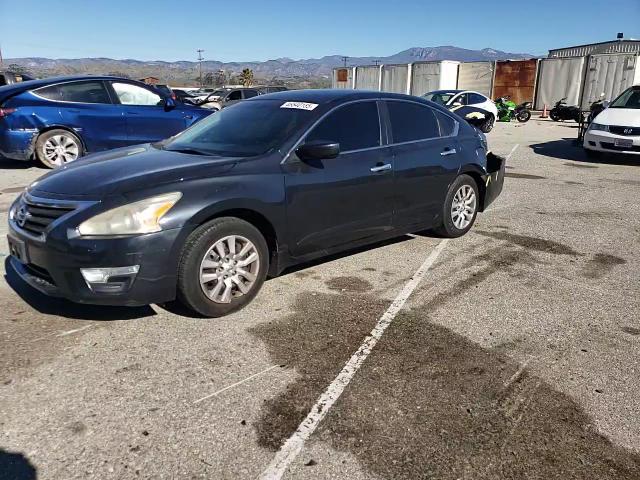 2015 Nissan Altima - Image 10