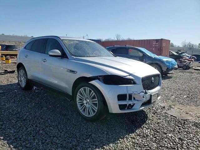 2018 Jaguar F-Pace - Image 14