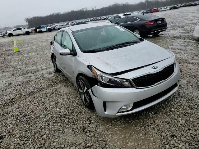 2017 Kia Forte - Image 11
