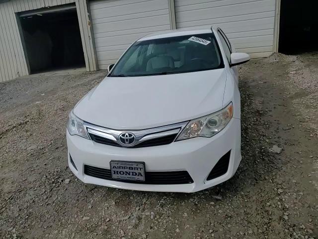 2014 Toyota Camry - Image 13