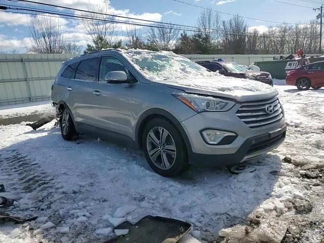 2015 Hyundai Santa Fe - Image 11
