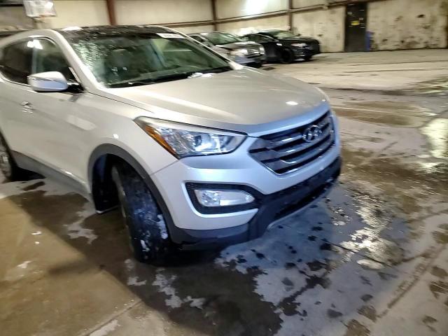 2013 Hyundai Santa Fe - Image 12