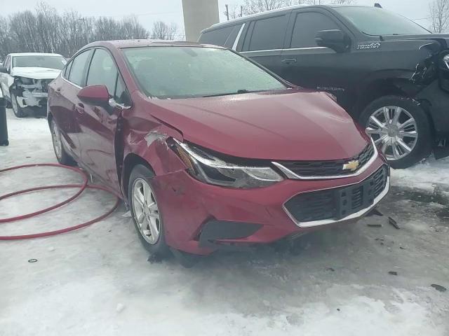2017 Chevrolet Cruze - Image 13