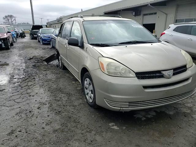 2005 Toyota Sienna - Image 12