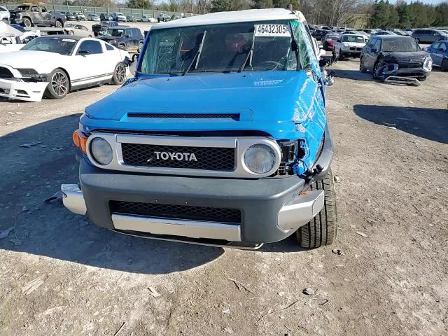 2007 Toyota FJ Cruiser - Image 12