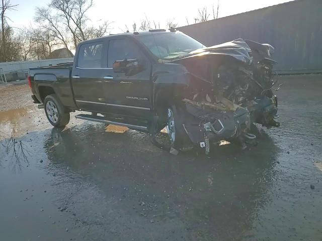 2019 GMC Sierra - Image 13