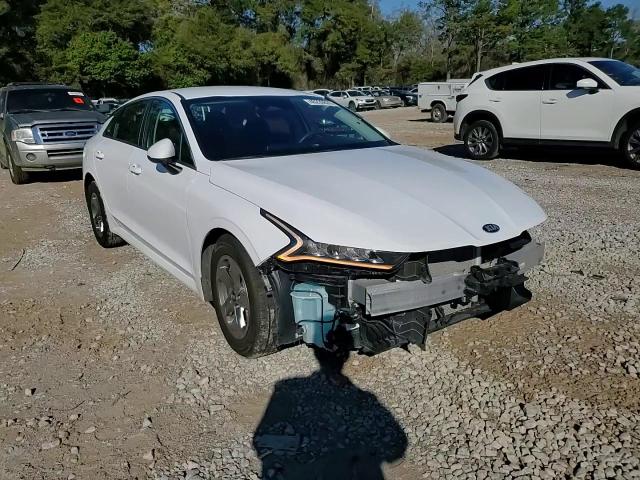 2021 Kia K5 - Image 10