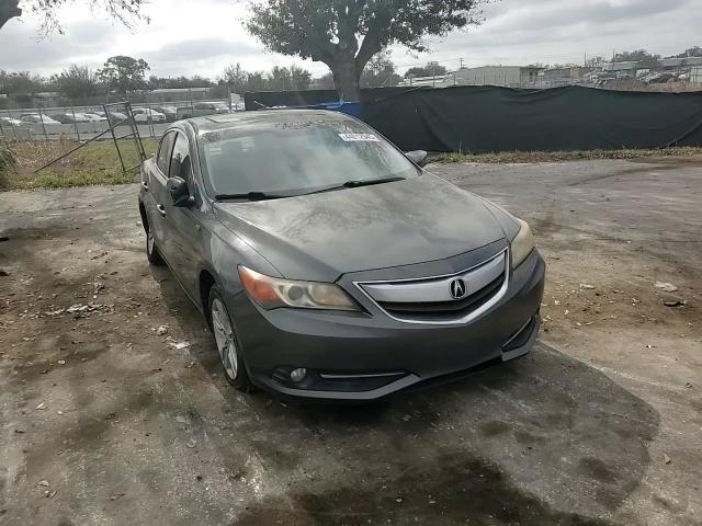 2013 Acura ILX - Image 11