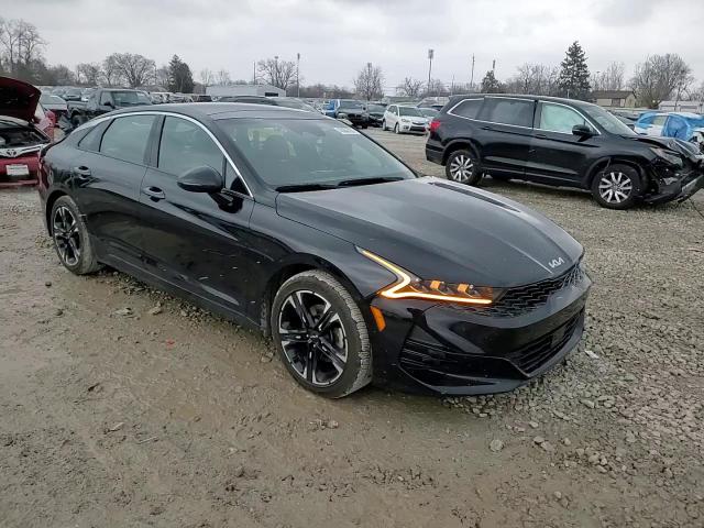 2022 Kia K5 - Image 11