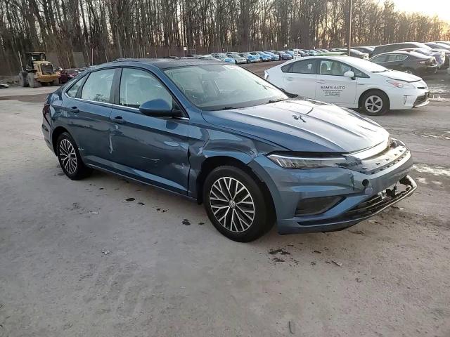 2019 Volkswagen Jetta - Image 13