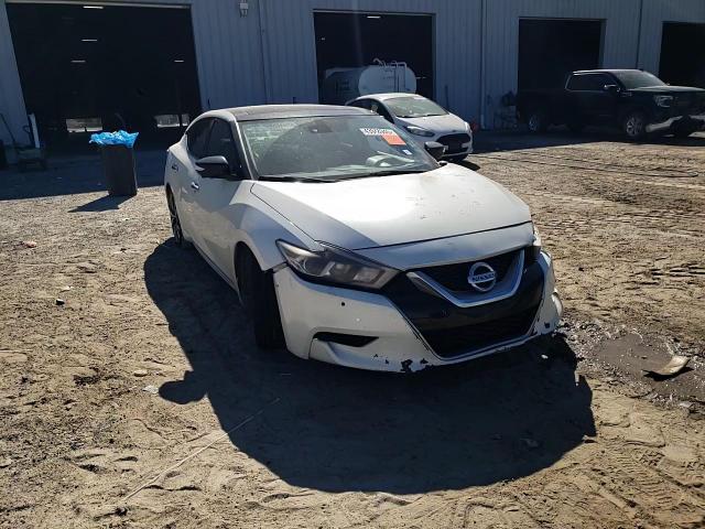 2017 Nissan Maxima - Image 11