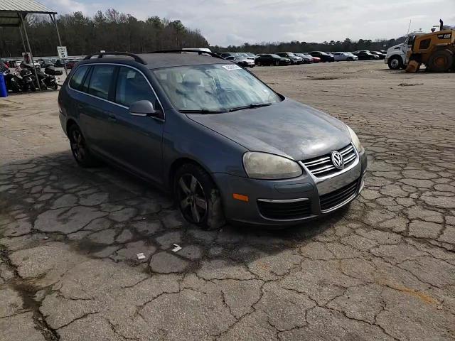 2009 Volkswagen Jetta - Image 12