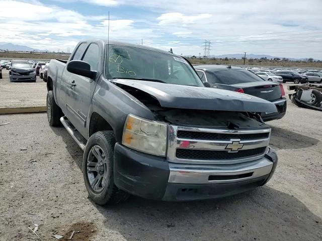 2010 Chevrolet Silverado - Image 10