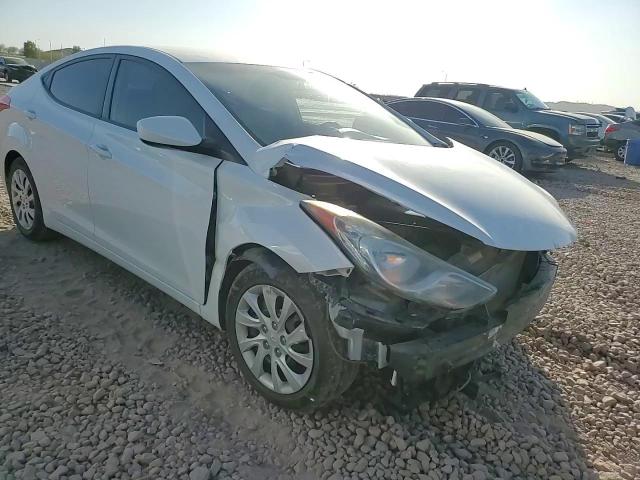 2012 Hyundai Elantra - Image 11