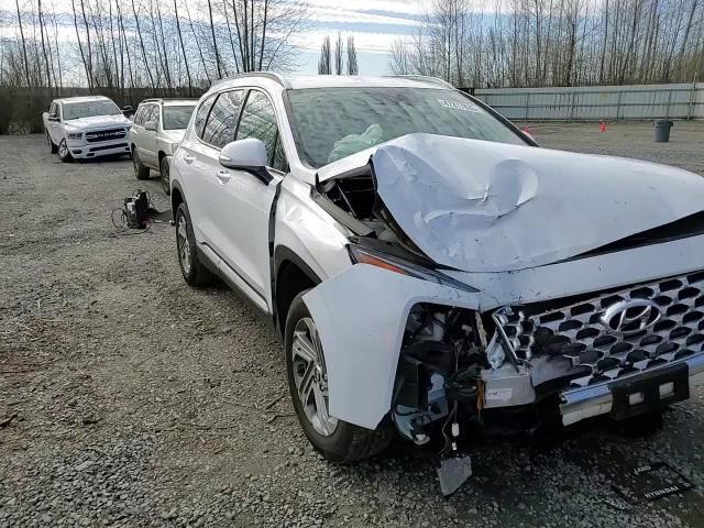 2022 Hyundai Santa Fe - Image 12