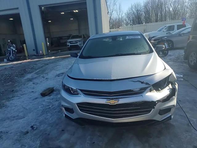 2016 Chevrolet Malibu - Image 14