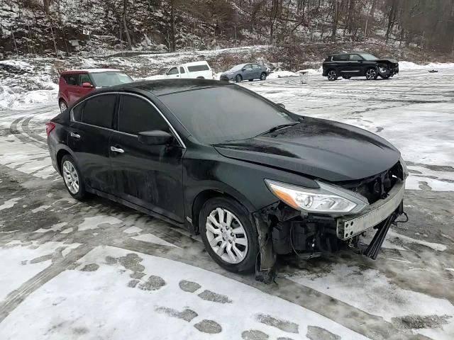 2016 Nissan Altima - Image 14