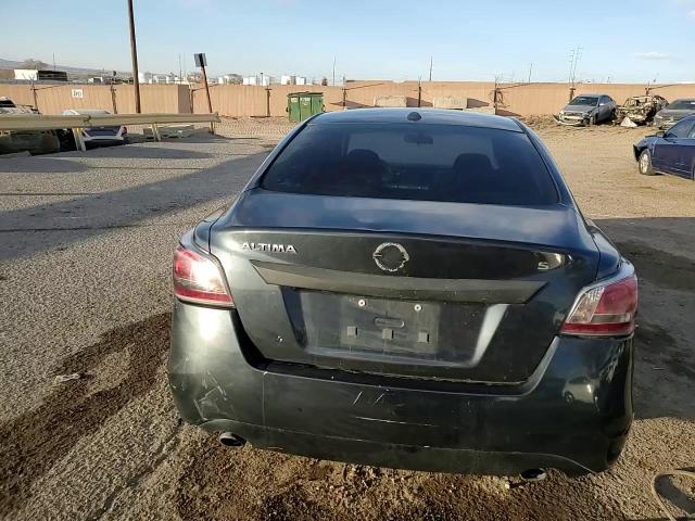 2015 Nissan Altima - Image 13