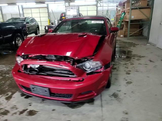 2014 Ford Mustang - Image 13