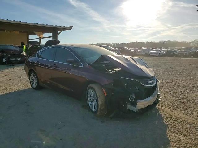 2017 Chrysler 200 - Image 10