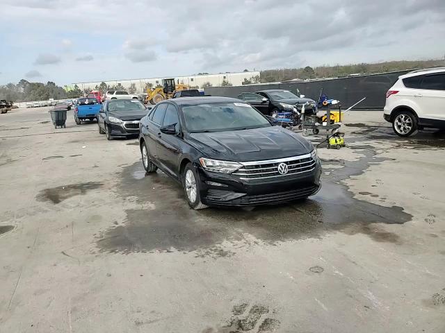 2019 Volkswagen Jetta - Image 13