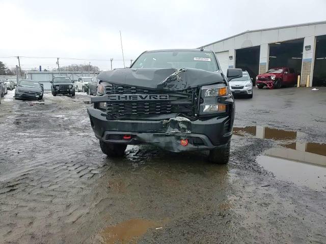 2022 Chevrolet Silverado - Image 13