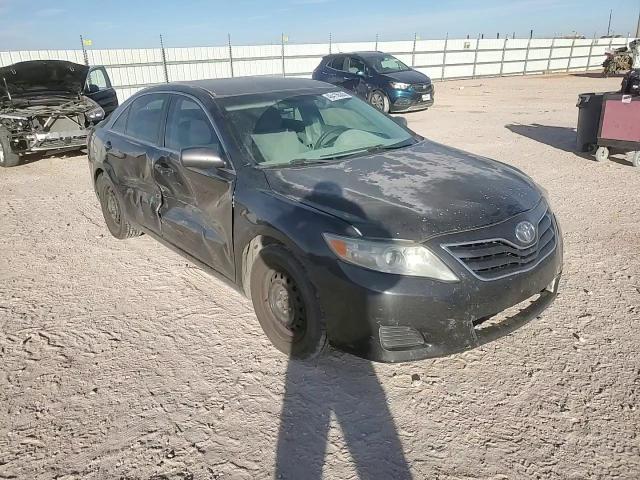 2010 Toyota Camry - Image 11