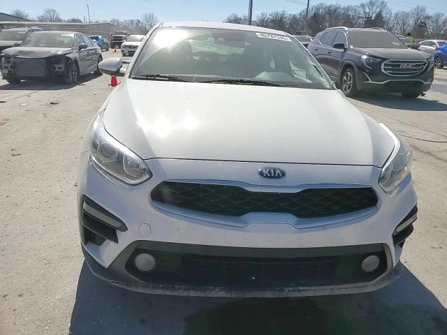 2019 Kia Forte - Image 10
