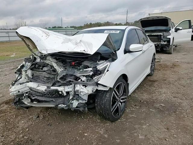 2017 Honda Accord - Image 10