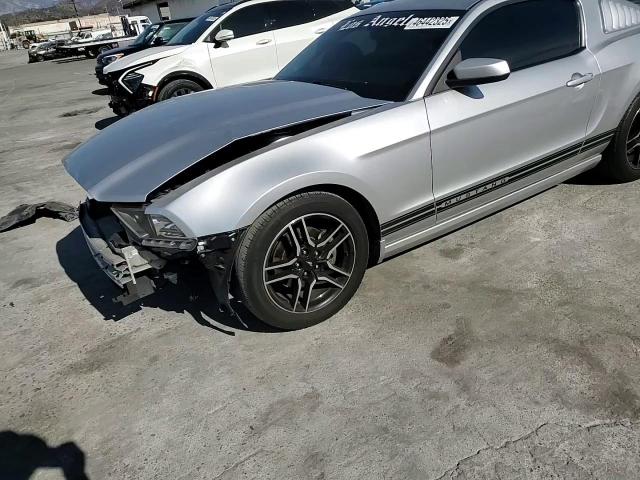 2014 Ford Mustang - Image 11