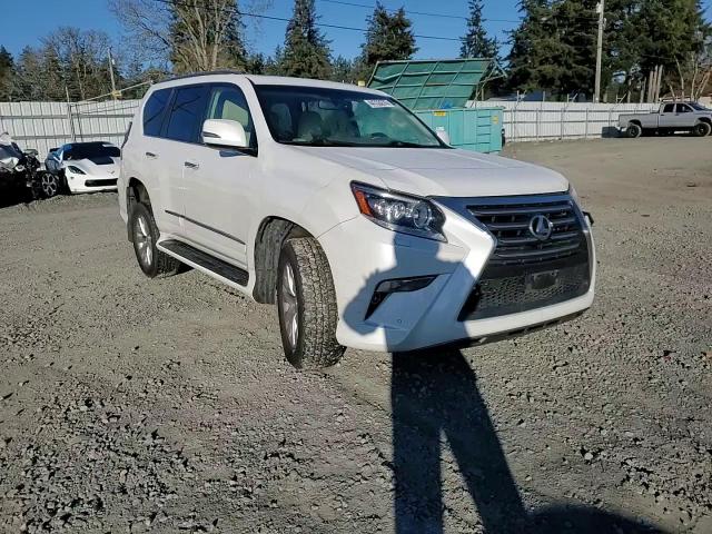 2015 Lexus GX - Image 11