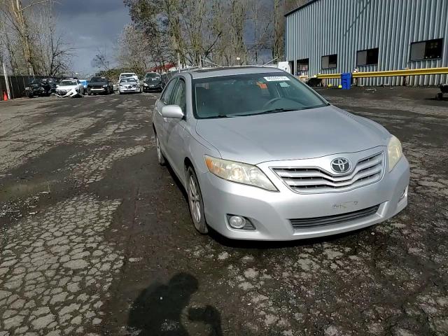 2011 Toyota Camry - Image 10