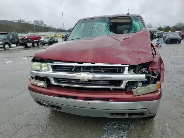 2003 Chevrolet Suburban - Image 11