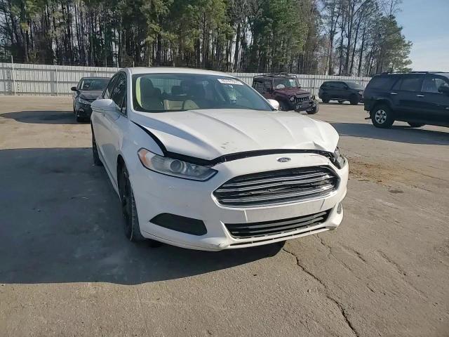 2016 Ford Fusion - Image 11