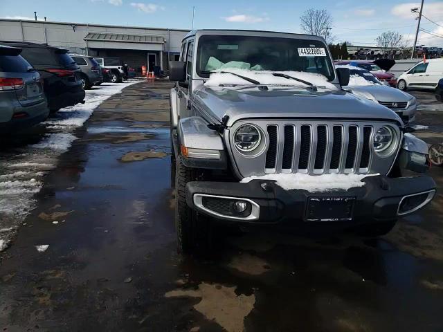 2021 Jeep Wrangler - Image 12