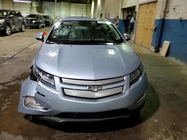 2014 Chevrolet Volt - Image 13