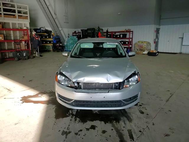 2014 Volkswagen Passat - Image 11