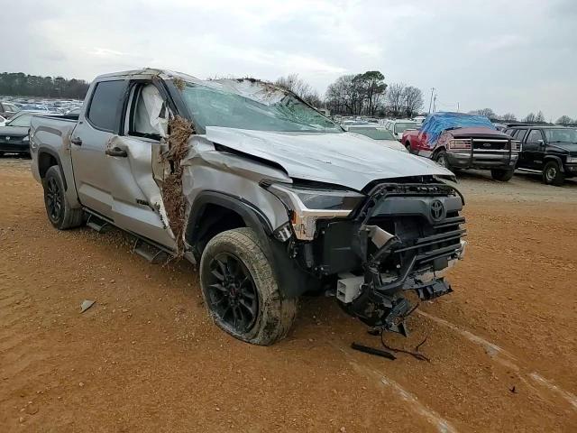 2023 Toyota Tundra - Image 10