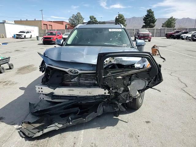 2024 Toyota Highlander - Image 12