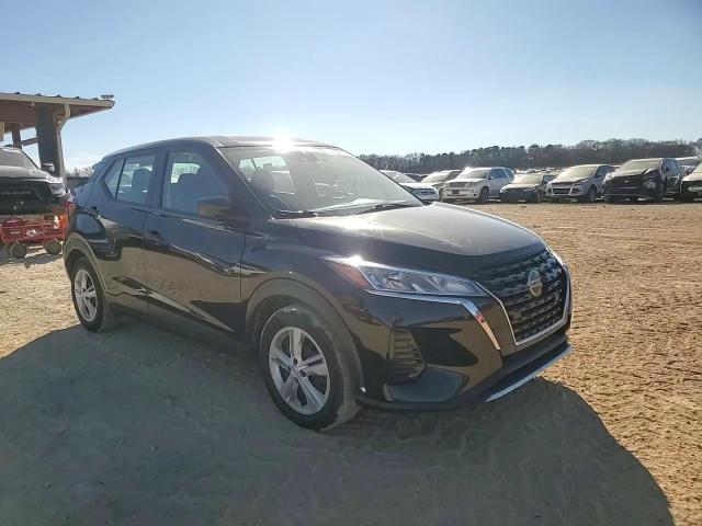 2021 Nissan Kicks - Image 11