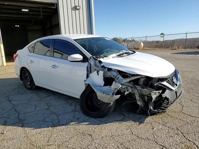 2016 Nissan Sentra - Image 11