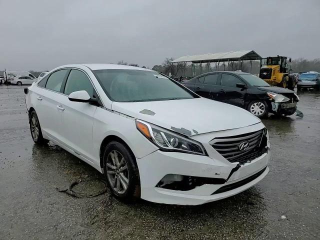 2016 Hyundai Sonata - Image 10