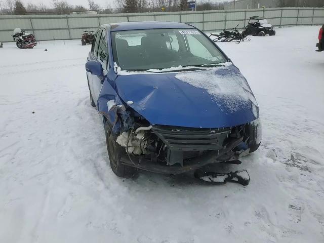 2011 Nissan Versa - Image 12
