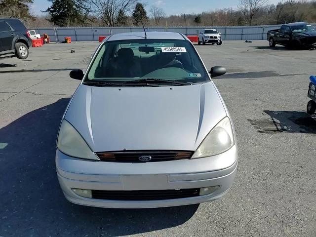 2000 Ford Focus - Image 10