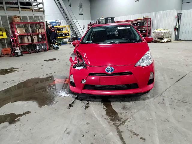 2014 Toyota Prius - Image 11