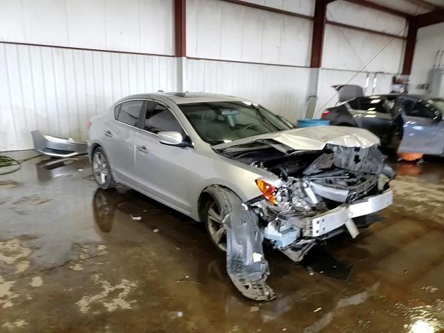 2015 Acura ILX - Image 13