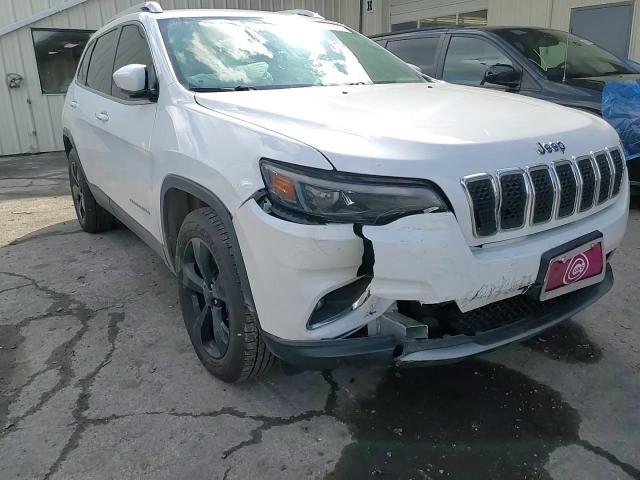 2019 Jeep Grand Cherokee - Image 12