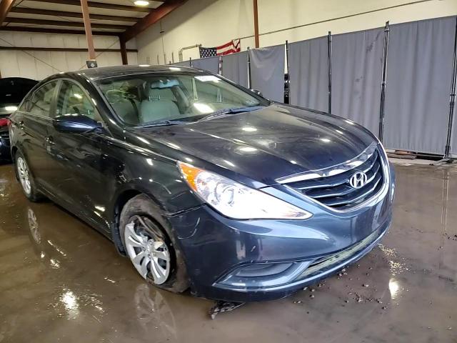 2012 Hyundai Sonata - Image 13