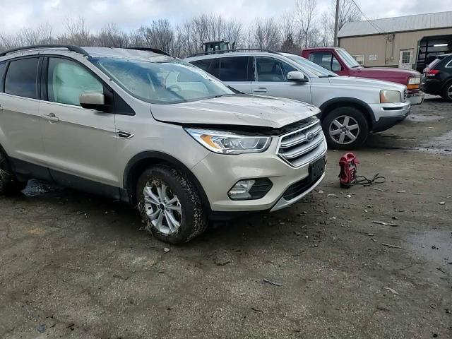 2017 Ford Escape - Image 11