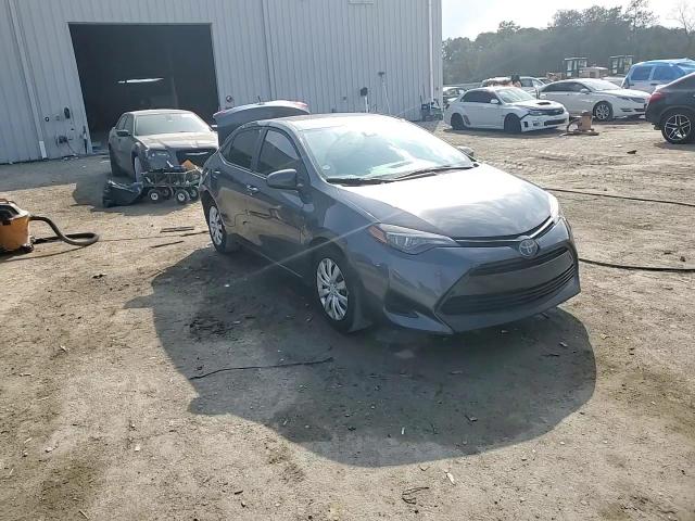 2019 Toyota Corolla - Image 13